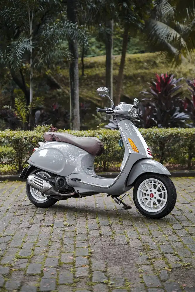 JUAL VESPA MATIC BEKAS/SECOND SPRINT S 2020 MURAH BERGARANSI
