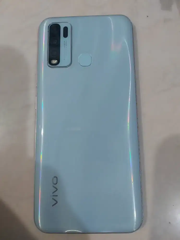 Vivo Y30 ram 4/64 gb