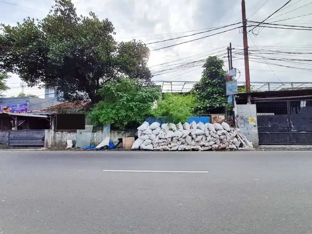 Jual Kavling + Bangunan  Rumah 215 m² di Kembangan Selatan Jakarta Barat, dekat Tol