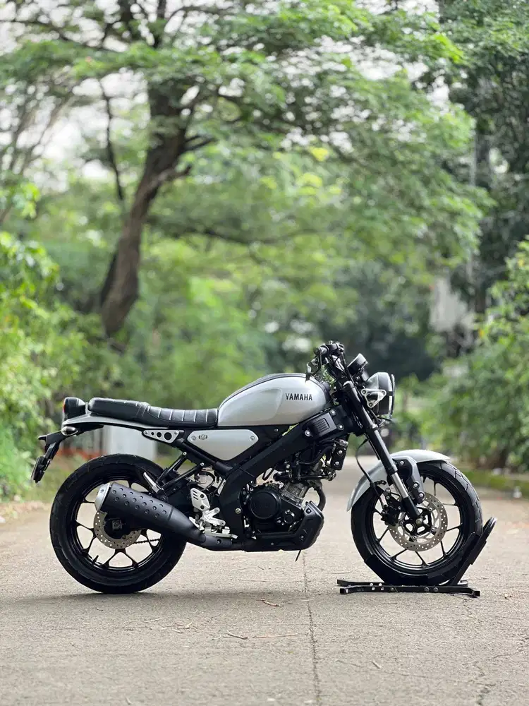 YAMAHA XSR 155 2023 SILVER KM LOW PAJAK PANJANG TANPA PR