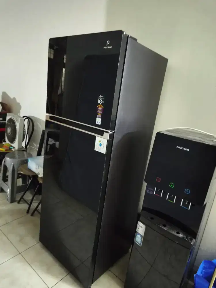 Kulkas Polytron Inverter 2 pintu