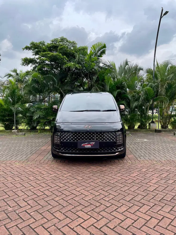 [RARE!! LOW KM] Hyundai Staria 2021 Diesel