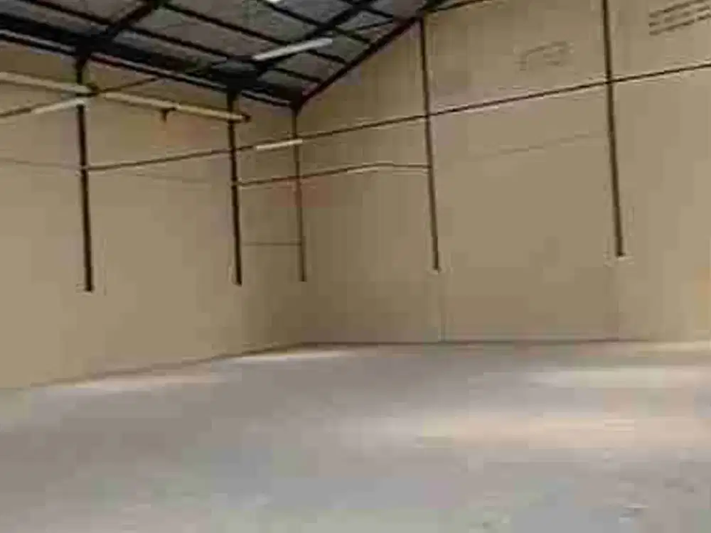 Disewakan Cepat Gudang Siap Pakai di  Blok C Kavling DPR Cipondoh Tangerang