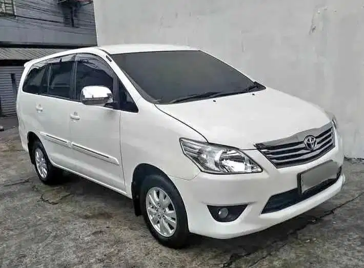 Toyota Kijang Innova 2013 Bensin