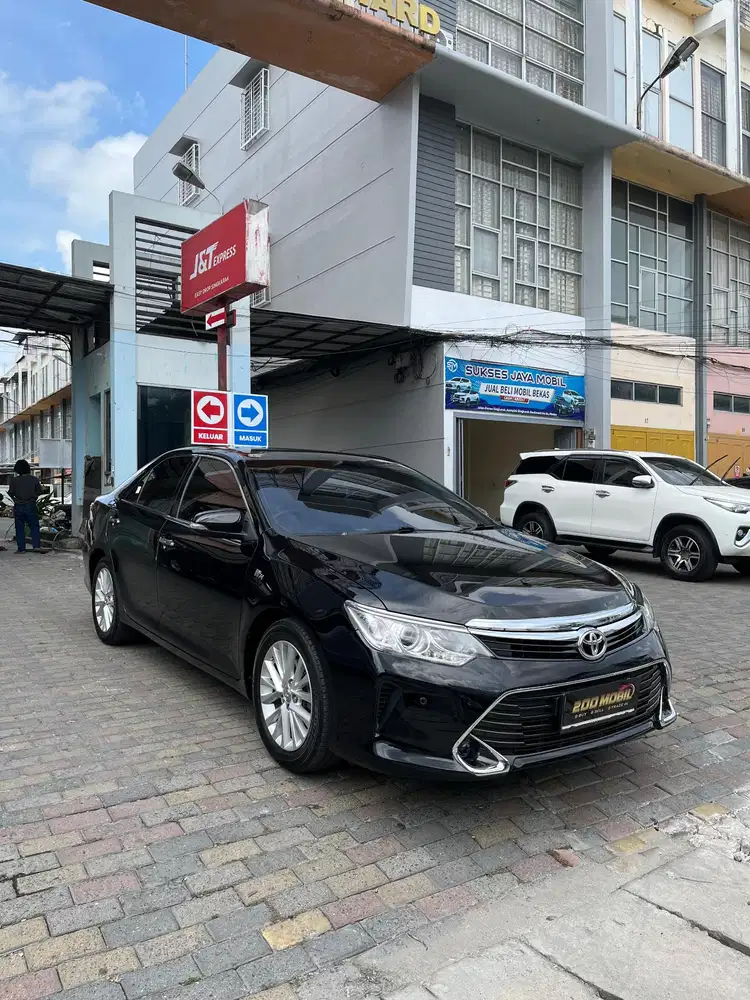 Toyota Camry 2018 Bensin MATIC CVT limited