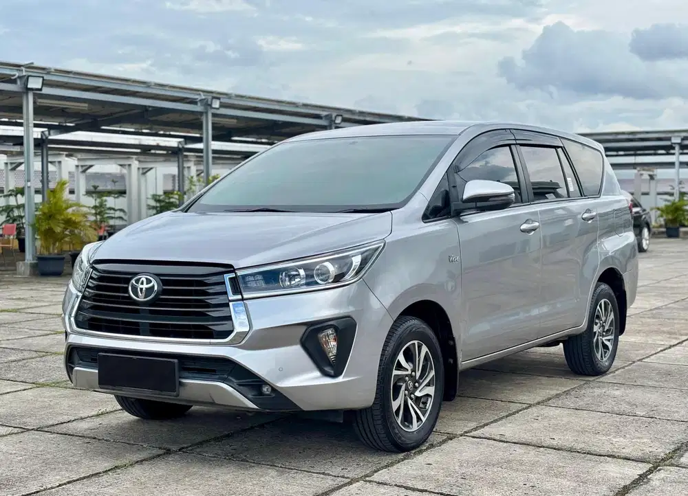 TOYOTA KIJANG INNOVA V AT BENSIN 2020 SILVER ISTIMEWA MATIC TT 2021