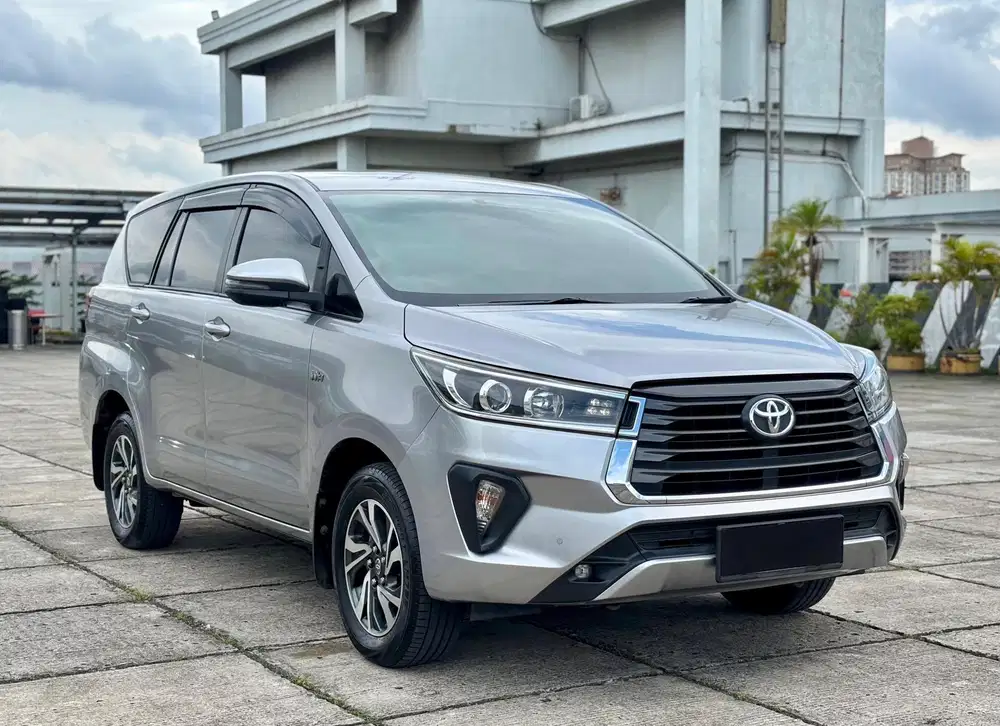 TOYOTA KIJANG INNOVA V AT BENSIN 2020 SILVER ISTIMEWA TT 2019 G MATIC