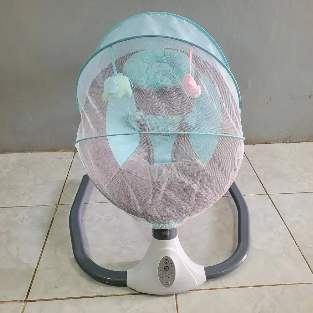 Electric baby rocking baby swing S-Y608 (Ayunan Bayi Elektrik)
