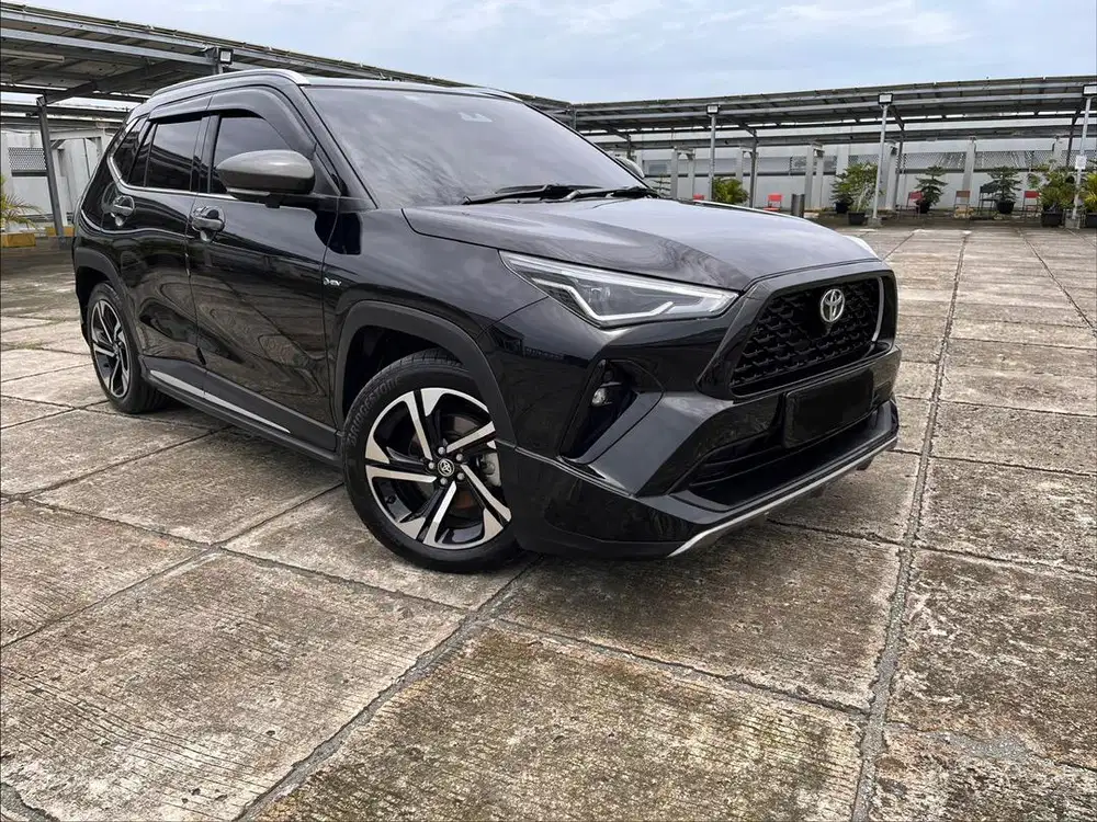 (Km Low 28ribu Record) TOYOTA YARIS CROSS GR HYBRID 2023