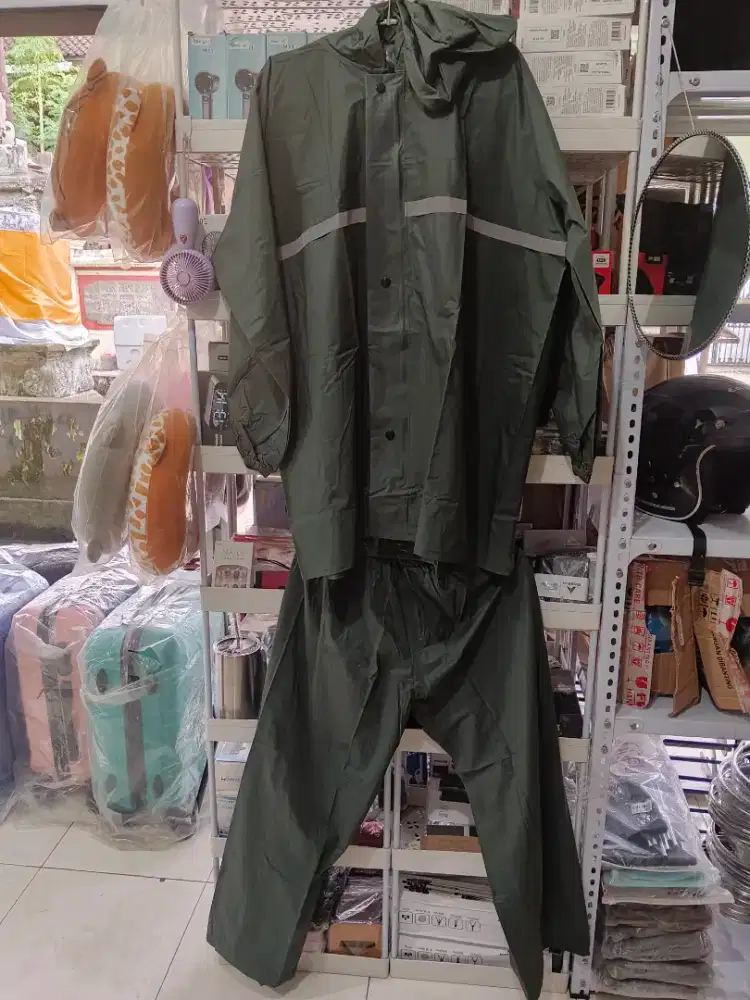 100rb BARU 1set Jas Hujan Setelan(Atasan+Celana)Merk Senwil bahan PVC