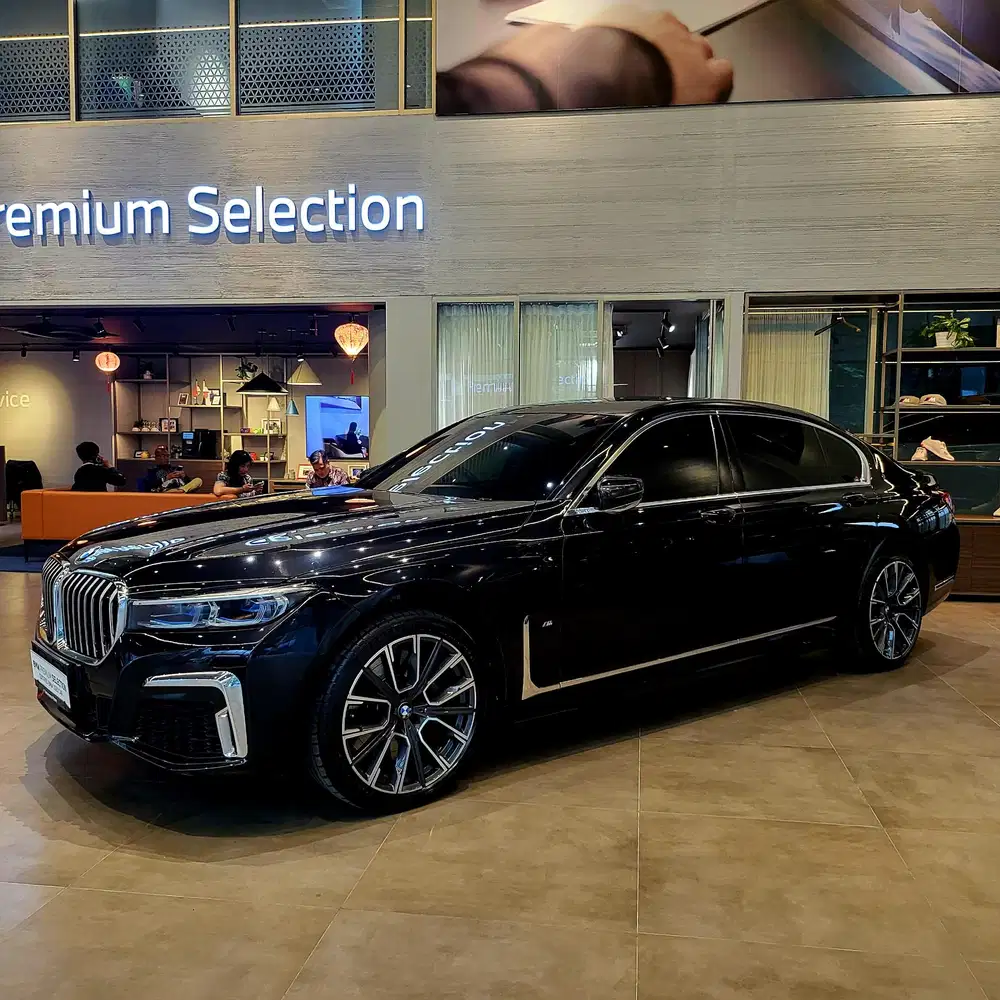 BMW 730Li M Sport 2021 Bensin