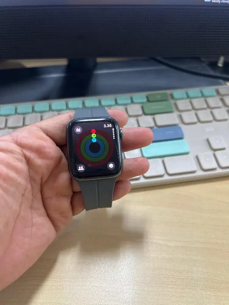 Apple Watch SE 1 second