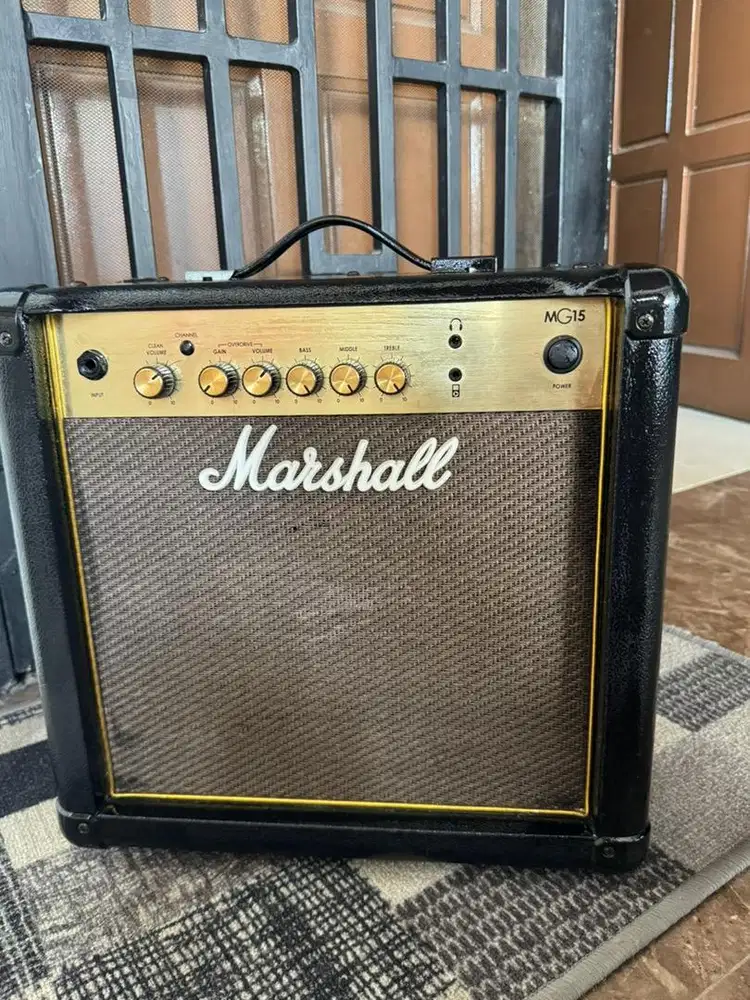 Dijual ampli guitar marshall mg 15 Like new
