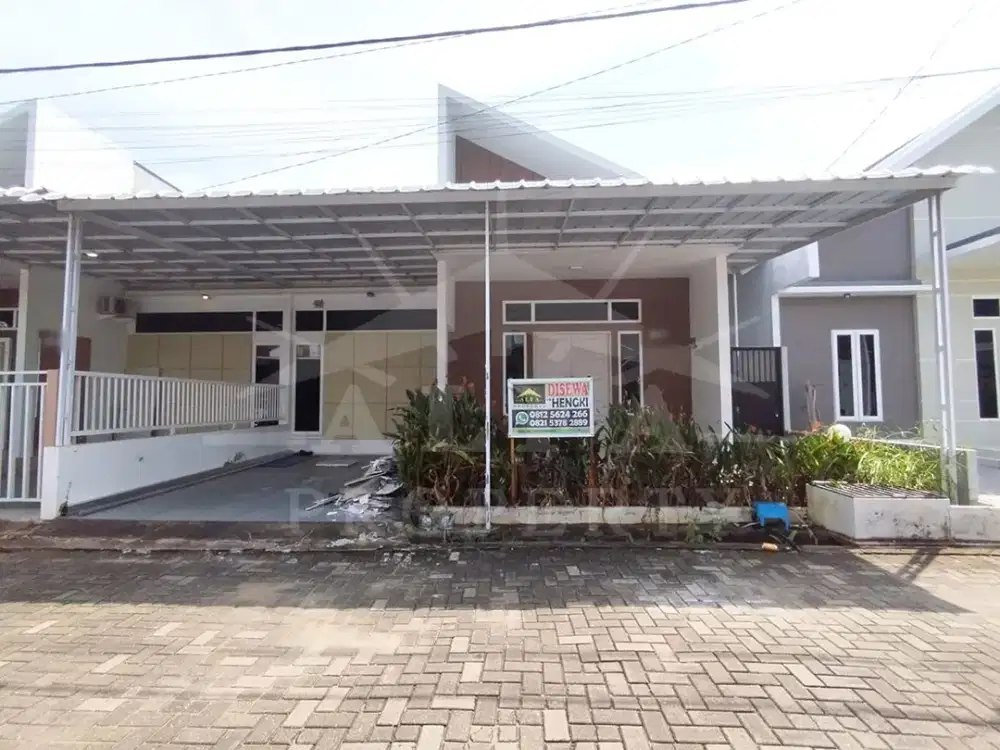 Sewa Rumah Hadap Timur Siap Huni One Gate System