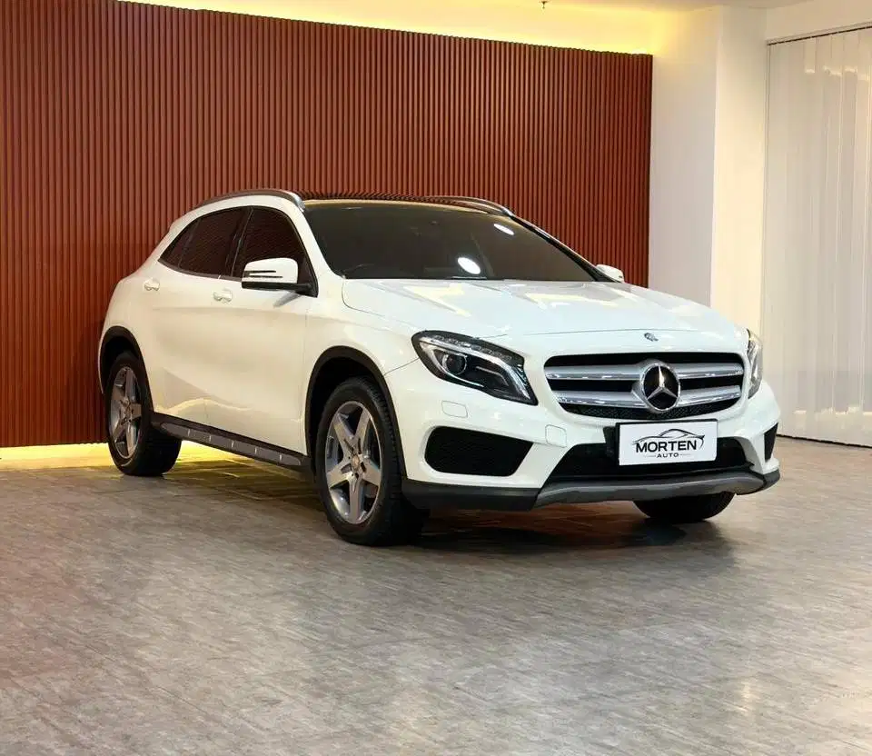 [ KM 36rb ] Mercedes Benz GLA 200 AMG 2016, Putih