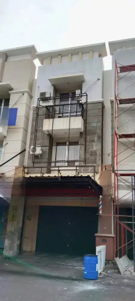 Ruko 3 Lantai Strategis di Taman Cemara, Kota Harapan Indah, Bekasi