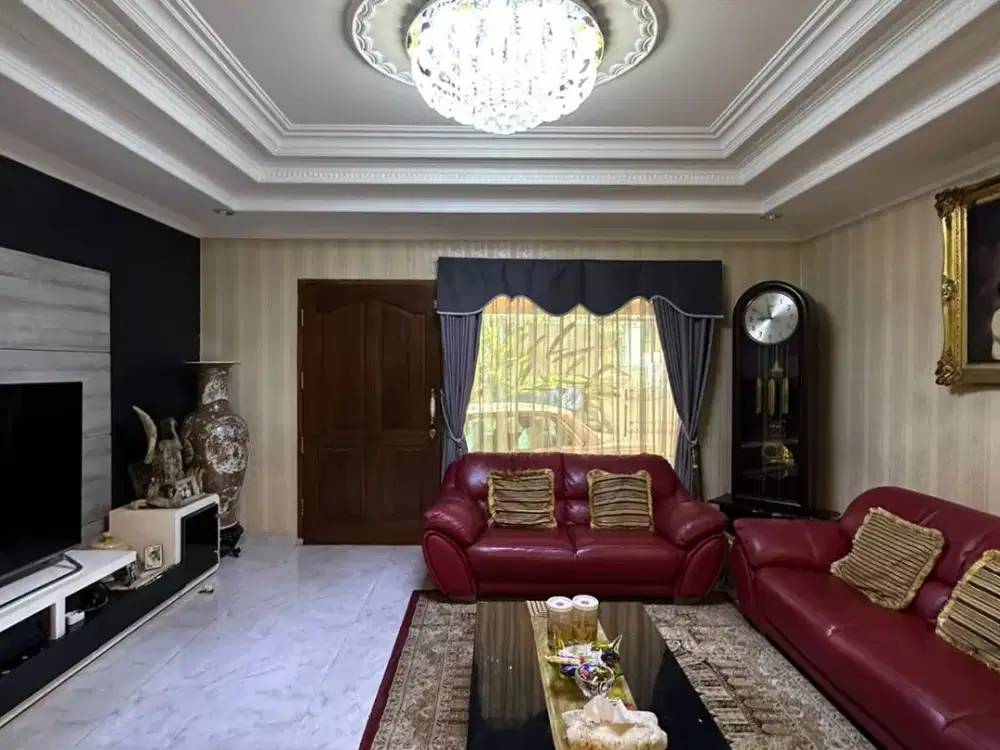 Rumah Hook di Pulomas Jakarta Timur – LT 465m², SHM, Harga 10,8M Nego!