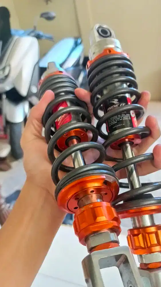 Shockbreaker Motor Matic Universal ukuran 330mm Ride It 99