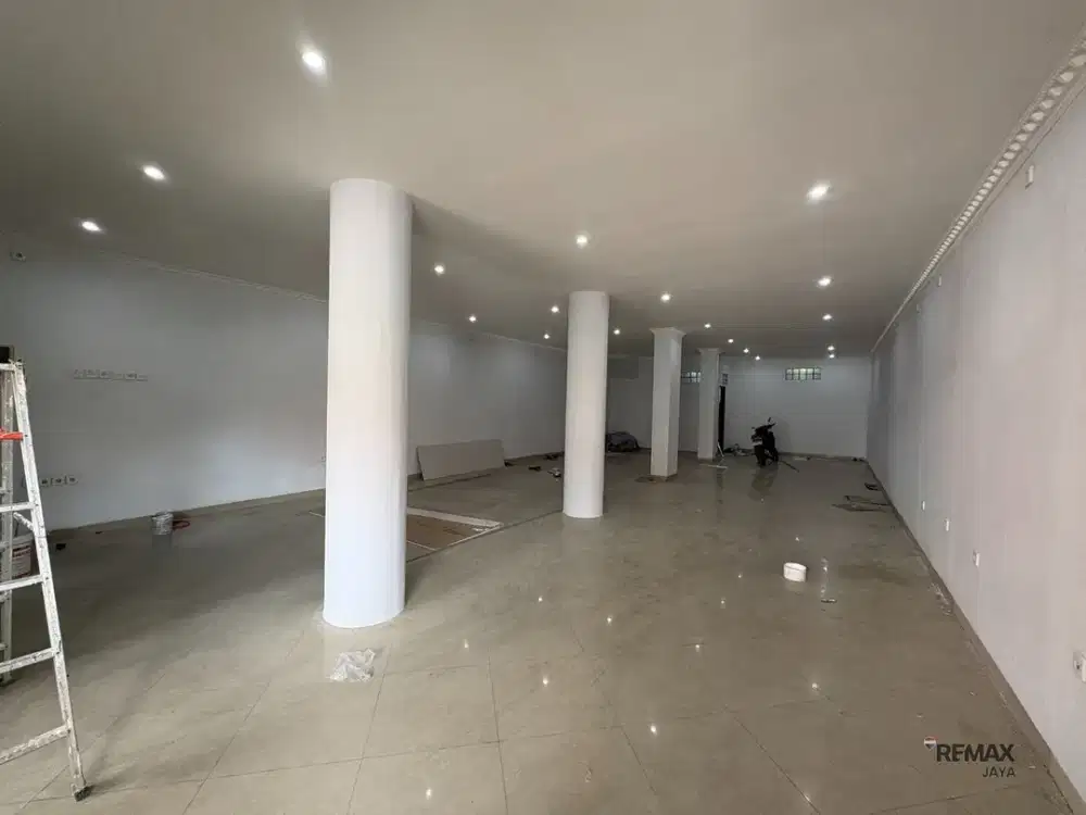 Ruko Strategis 3 Lantai Disewakan, di Denpasar Barat Area