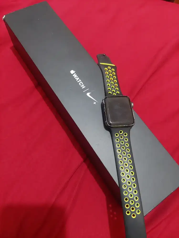 Apple Watch nike 44 m minus korosi bodi