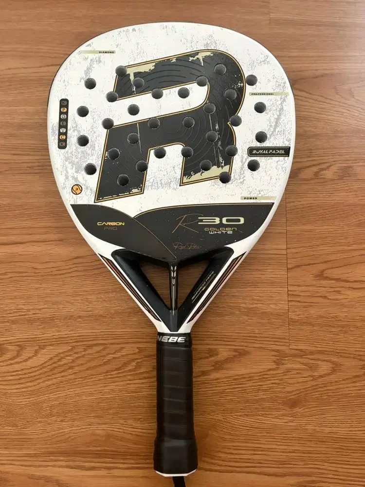 Royal Padel R30 Golden White 2026