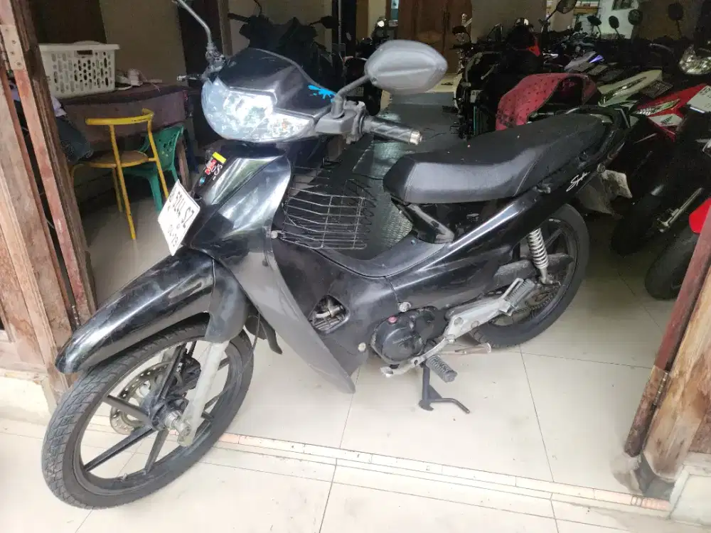 Supra fit 2004 hitam