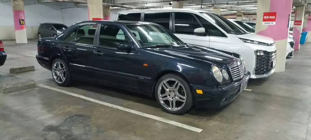 Mercy W210 E230 MT1996