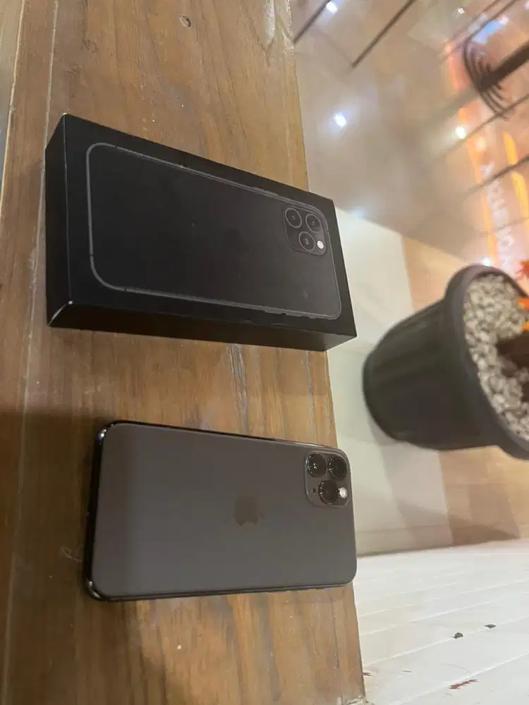 iphone 11 pro 256gb aduh cakep lagi