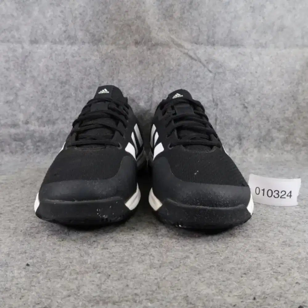 Adidas original running size 9