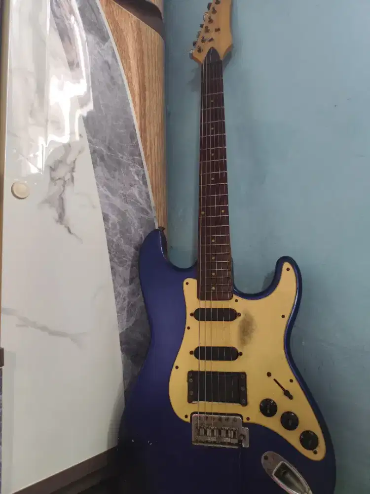 Gitar listrik second