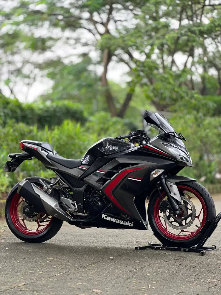 KAWASAKI NINJA 250 FI ABS LTD OLD GREY 2016 KM LOW PAJAK ON TANPA PR