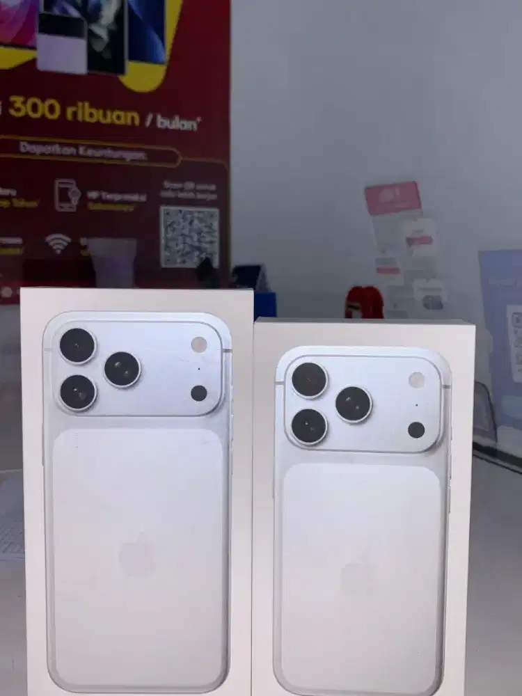 iPhone 17 silver limited