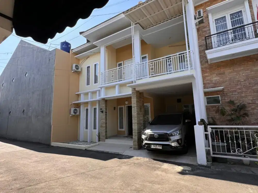 DISEWAKAN RUMAH FURNISHED DALAM TOWNHOUSE PONDOK KELAPA JAKARTA TIMUR