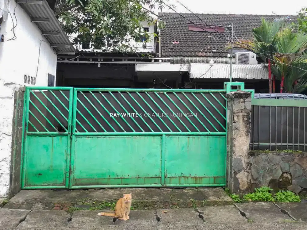 Rumah Lama Cocok Dibangun untuk Kos di Jl Makmur Raya Menteng Atas dekat Mall Kota Kasablanka