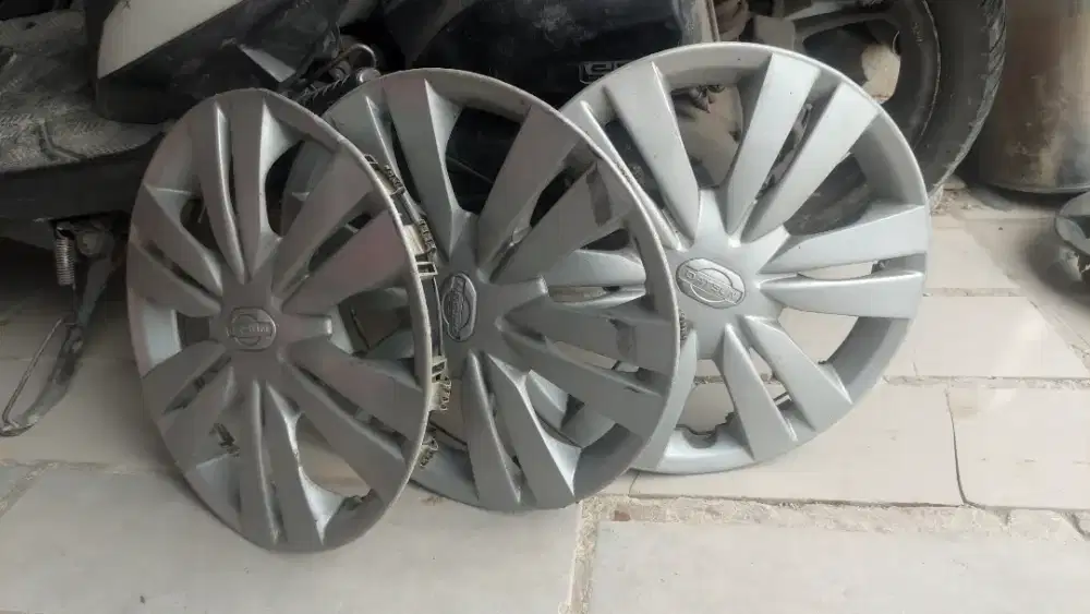 WILDOP TUTUP VELG RING 13 DATSUN 3 PCS