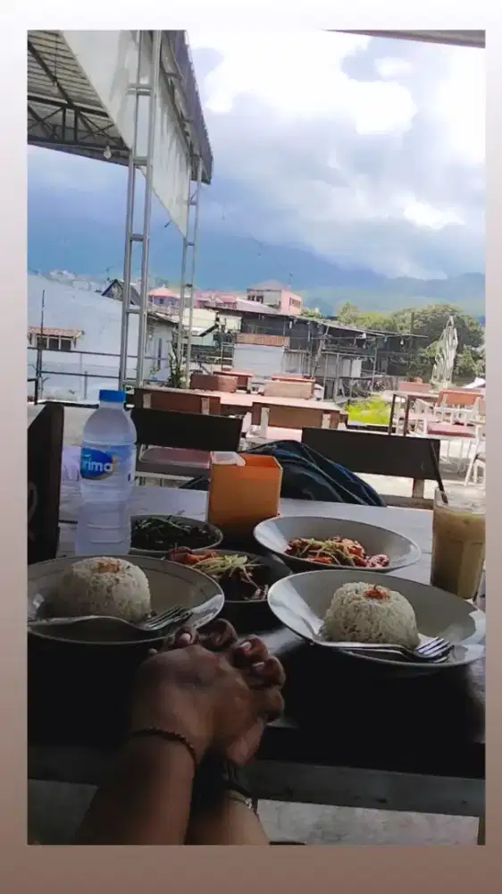 Mencari kerja secepatnya