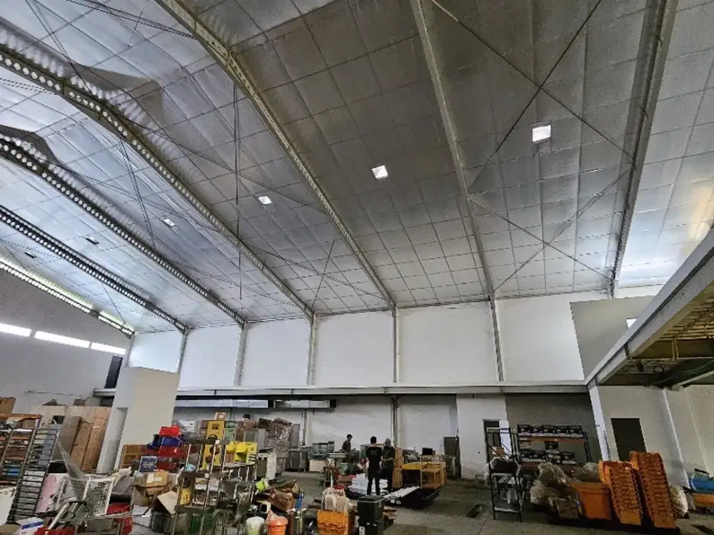 Gudang yang kokoh & bersih 1200 m2 di Pergudangan Taman Tekno BSD City Tangerang Selatan