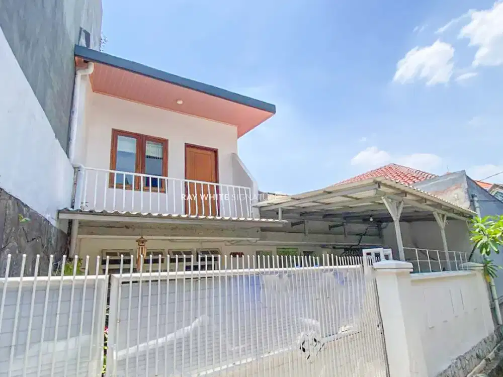 Rumah Siap Huni di lokasi strategis Tebet dekat Ecopark Tebet