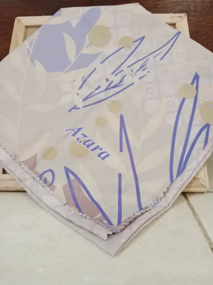 Jilban segiempat azara motif