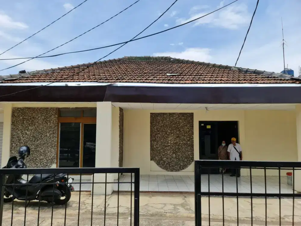 RUMAH LUAS COCOK UNTUK KOSTAN DAN KANTOR DI MAINROAD HOLIS BANDUNG