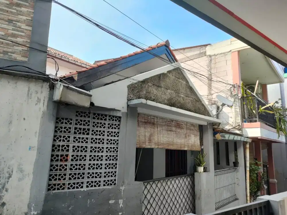 Rumah Siap Huni 3 Menit ke Stasiun Cakung Bisa KPR Hadap Timur J-43808