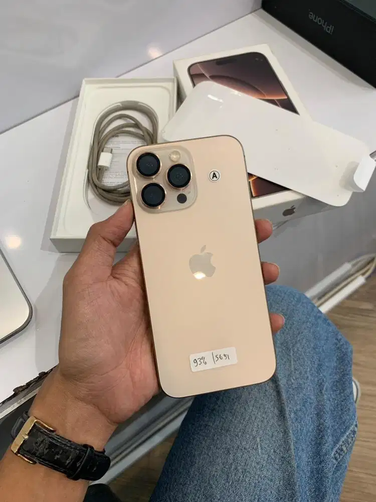 Iphone 16 ProMax 256gb (Dessert) Resmi iBox