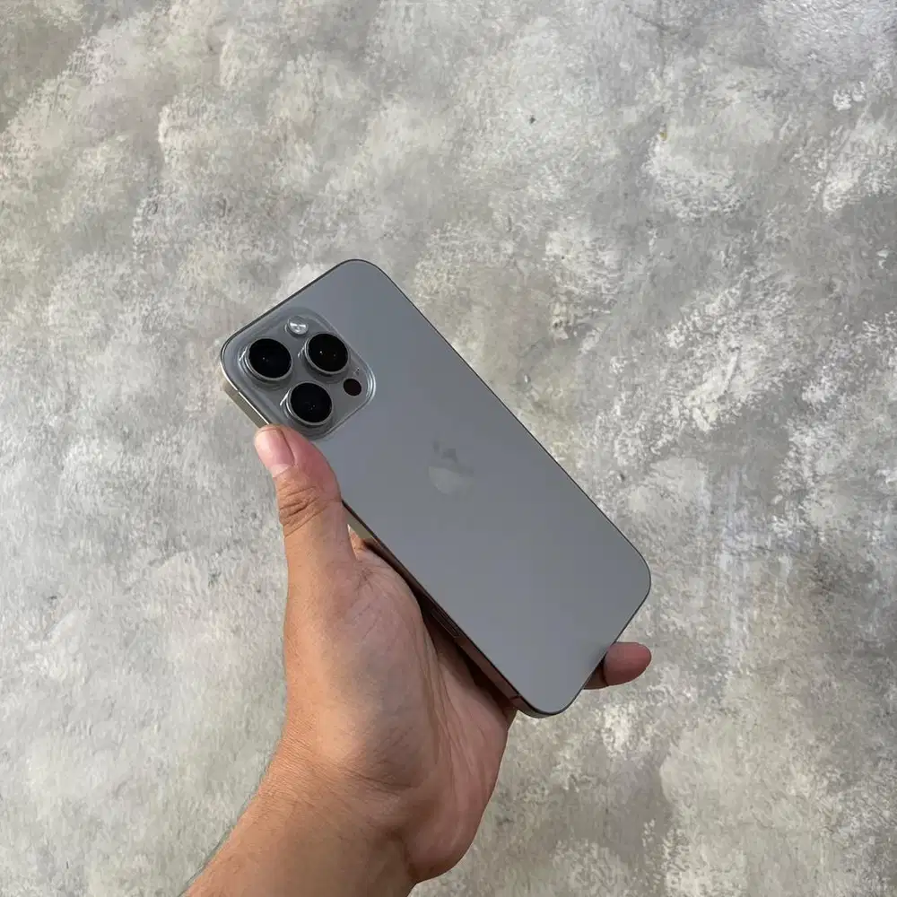 Iphone 16 Pro Max 512gb iBox fullset original dan bergaransi. Bisa TT