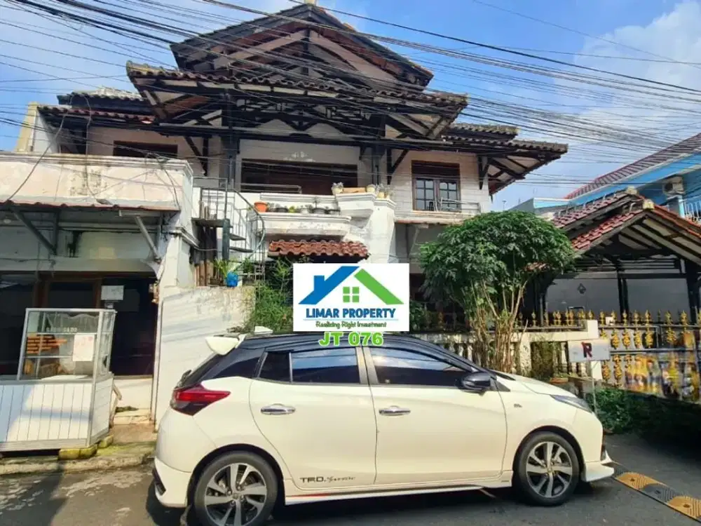 Rumah 2 Lantai Pinggir Jalan Raya Bunga Rampai, Perumnas Klender