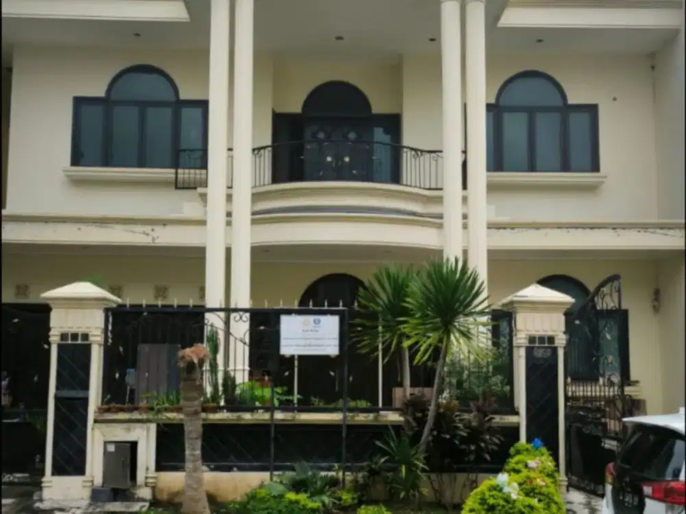 Rumah dijual Cluster Villa Royal Pakuwon CIty