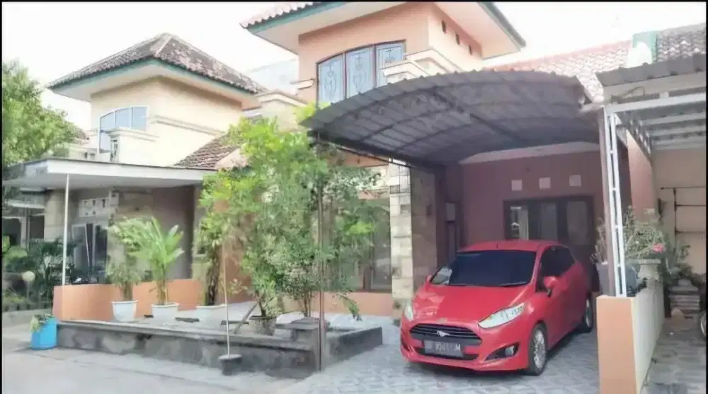 Disewakan / kontrak rumah cluster colomadu