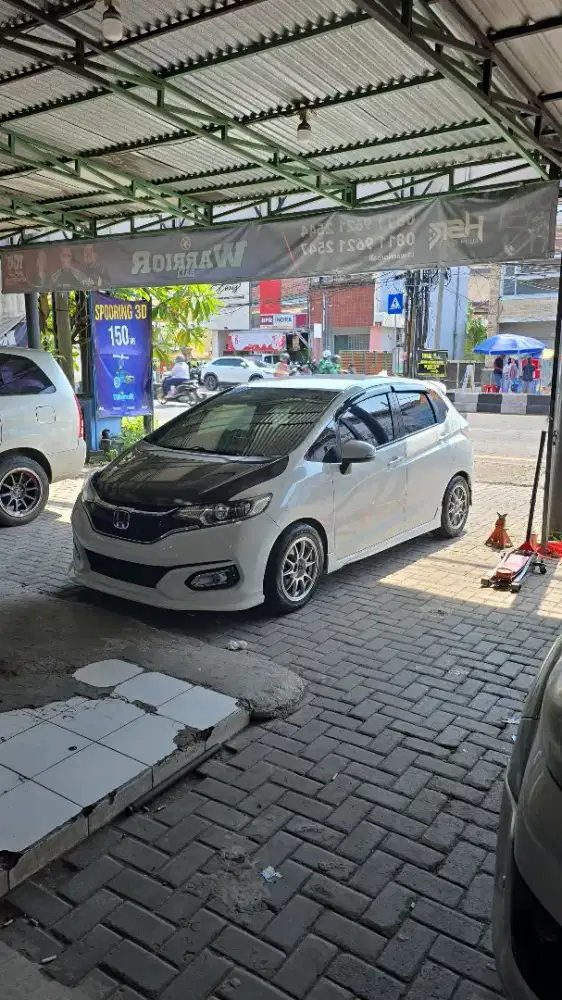 Hood Carbon jazz GK 5