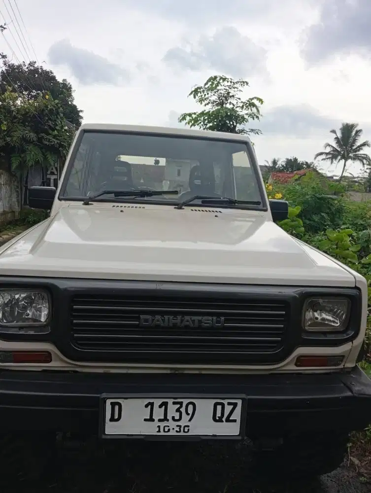 DAIHATSU T A F T GT 1991