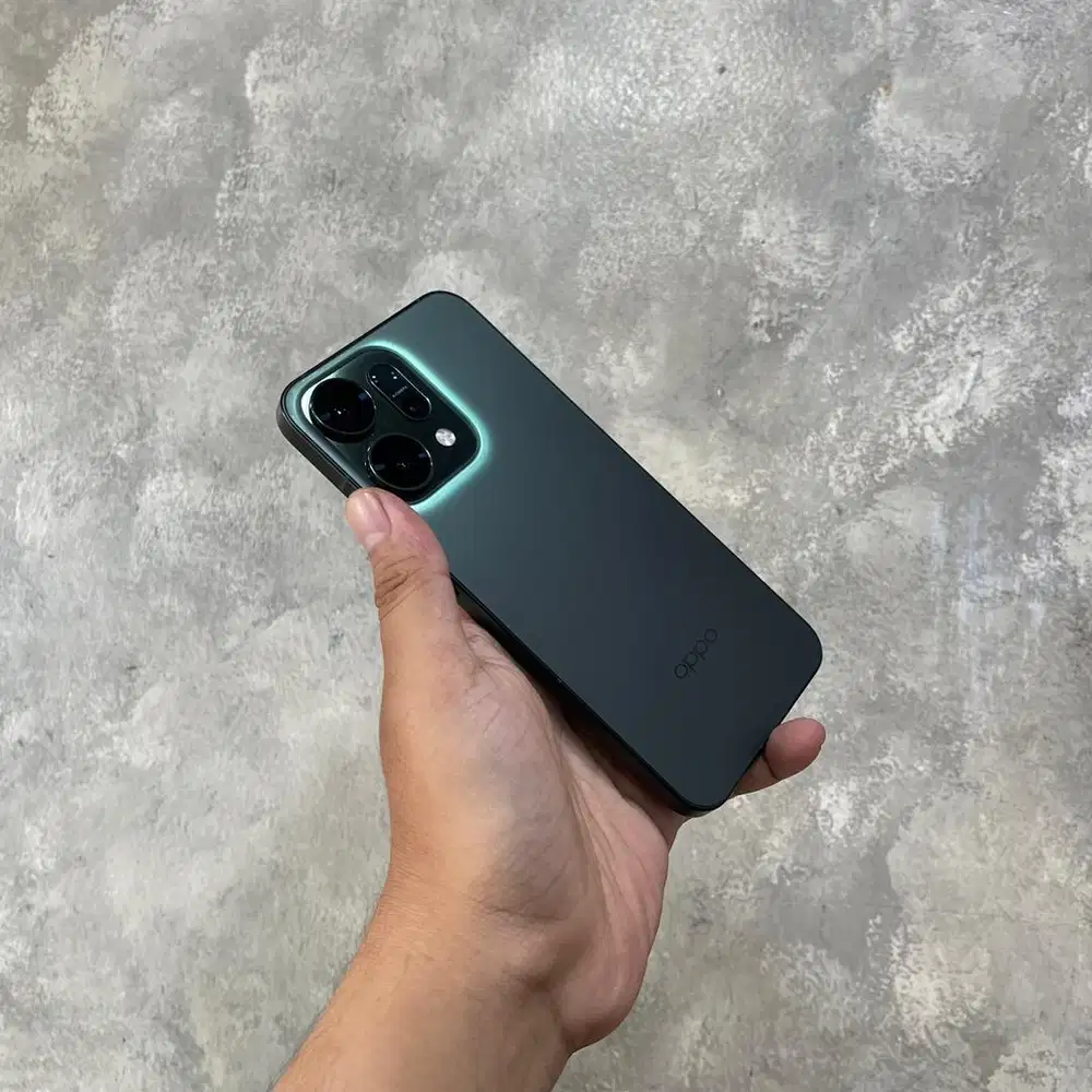 Oppo Reno 14 5G 12/256 mulus fullset original. TT juga bisa