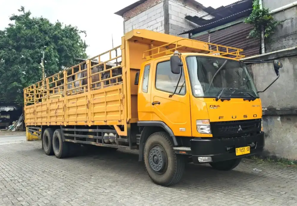 LANGKA MURAH Mitsubishi Fuso tronton 6x2 FN 61 FL HD bak besi 2025